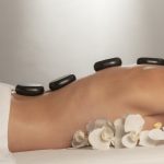  Massage aux pierres chaudes 